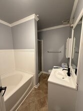 9708 Lake Pointe Ct, Unit 302 in Upper Marlboro, MD - Building Photo - Building Photo