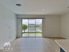 2274 Alee Ln in Wesley Chapel, FL - Foto de edificio - Building Photo