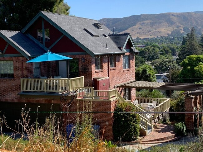 247 Broad St in San Luis Obispo, CA - Building Photo - Building Photo