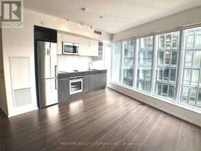 68 Shuter St in Toronto, ON - Building Photo - Building Photo