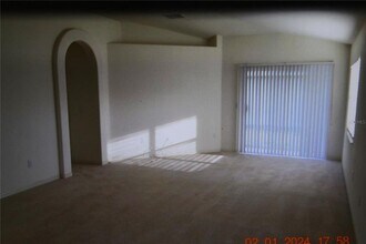 25820 Crippen Dr in Land O Lakes, FL - Building Photo - Building Photo