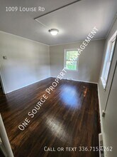 1009 Louise Rd in Winston-Salem, NC - Building Photo - Building Photo