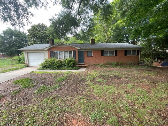 property at 210 Kenwood Dr