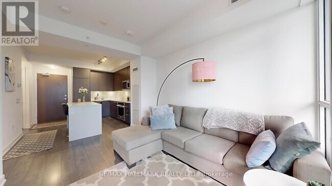 38-1838 Iannuzzi St in Toronto, ON - Building Photo - Building Photo