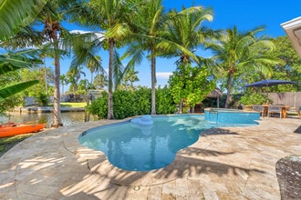 3241 NW 18th Ave in Fort Lauderdale, FL - Building Photo - Building Photo