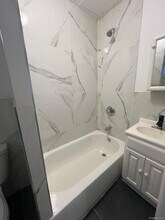 21 Knowles St in Yonkers, NY - Building Photo - Building Photo