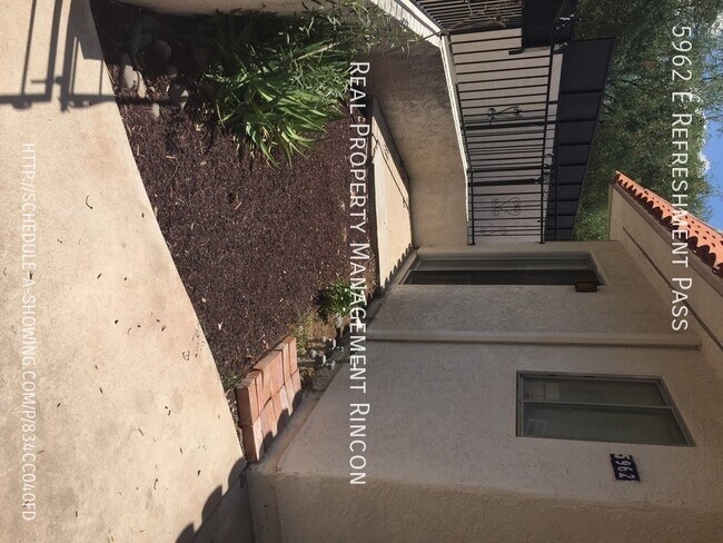 5962 E Refreshment Pass in Tucson, AZ - Building Photo - Building Photo