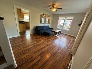 20 Iowa Ave in Addison, IL - Building Photo - Building Photo