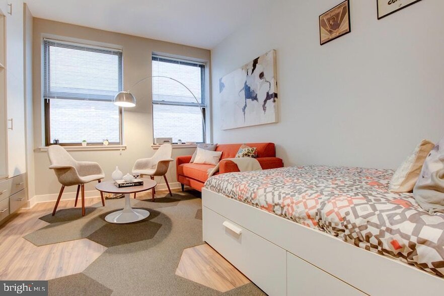 42 S 15th St, Unit 0B-0912 in Philadelphia, PA - Building Photo