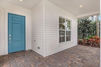 19427 Broad Shore Walk in Wellington, FL - Building Photo - Building Photo
