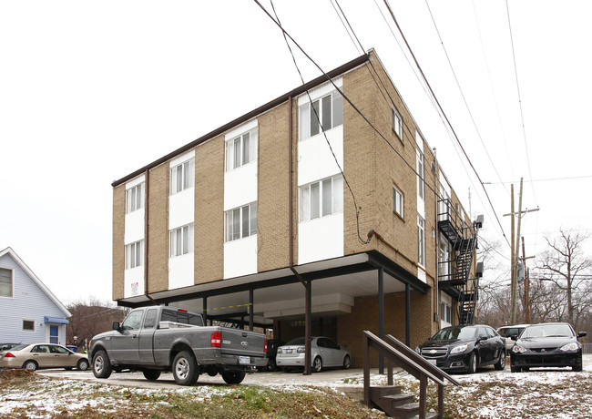 410 Observatory St in Ann Arbor, MI - Foto de edificio - Building Photo