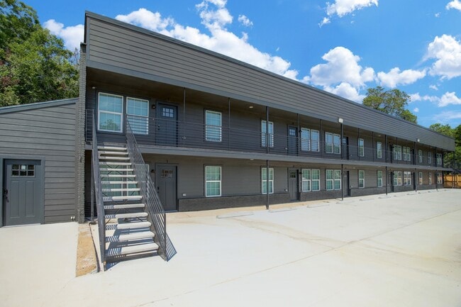 3448 Elgin St