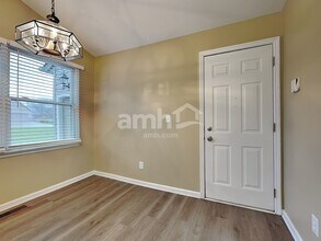 510 Arlington Dr in Franklin, OH - Building Photo - Building Photo