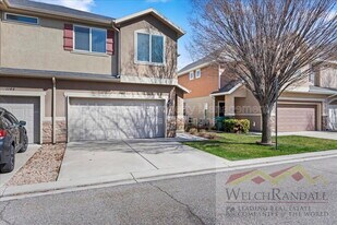 1140 Seraphim Ct in Layton, UT - Building Photo