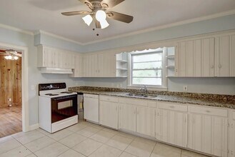 211 Oak Leaf Dr in Wilmington, NC - Building Photo - Building Photo