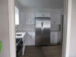 107 Mitchell Ave in Long Beach, NY - Building Photo - Building Photo