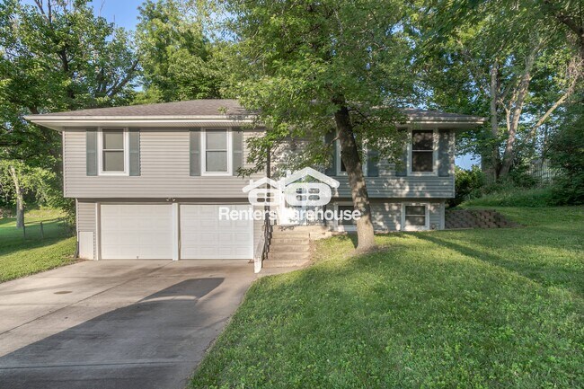 property at 6125 N Baltimore Ave