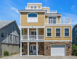 5 Shrewsbury Way in Sea Bright, NJ - Building Photo