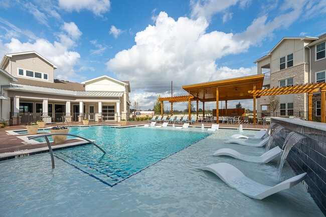 Lakeview at Westpark in Richmond, TX - Building Photo - Building Photo