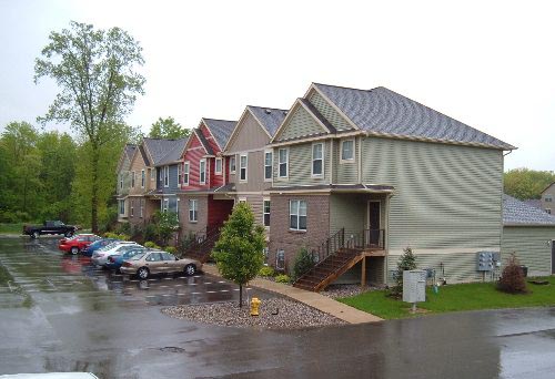 Sutter's Mill Townhomes in Allendale, MI - Building Photo