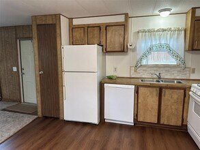 399 Pope Bend N in Cedar Creek, TX - Building Photo - Building Photo