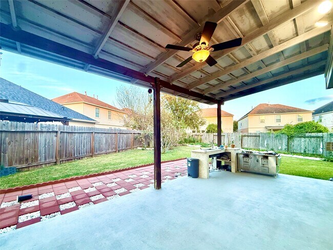 19302 Juniper Vale Cir in Houston, TX - Building Photo - Building Photo