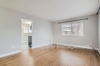 401 W Bates Ave in Englewood, CO - Building Photo - Building Photo