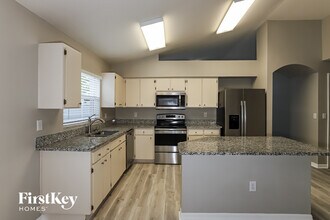 25131 Hyde Park Blvd in Land O Lakes, FL - Building Photo - Building Photo