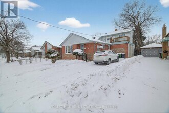 81 Taysham Crescent in Toronto, ON - Building Photo - Building Photo