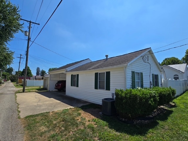 982 Lawnview Ave in Newark, OH - Foto de edificio - Building Photo