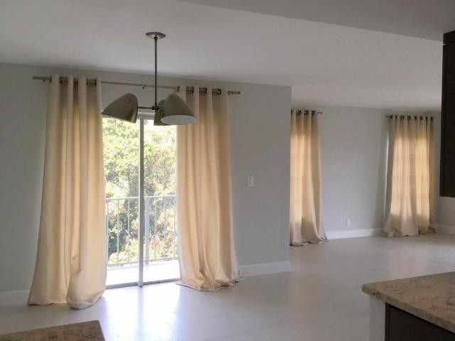 950 Ponce De Leon Rd-Unit -412 in Boca Raton, FL - Building Photo
