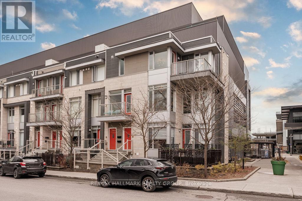 48 Holmwood Ave in Ottawa, ON - Building Photo