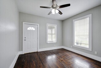 104 Webb in San Antonio, TX - Building Photo - Building Photo