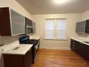 6321 N Hermitage Ave in Chicago, IL - Building Photo - Building Photo