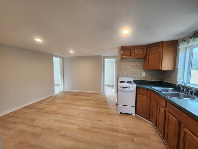 251 Samsonville Rd in Kerhonkson, NY - Building Photo - Building Photo