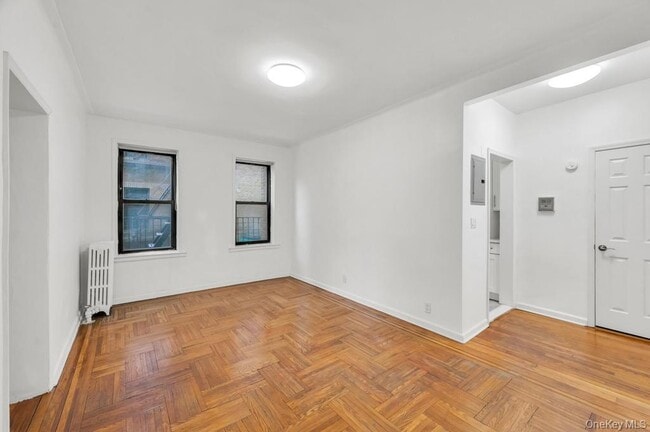 37-16 83rd St in Queens, NY - Building Photo - Building Photo