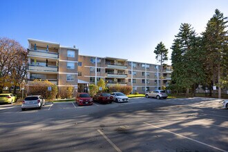 Cassandra Terrace in Toronto, ON - Building Photo - Building Photo