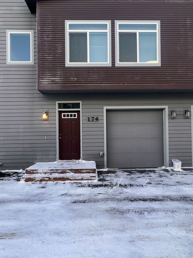 property at 174 Willow View Circle