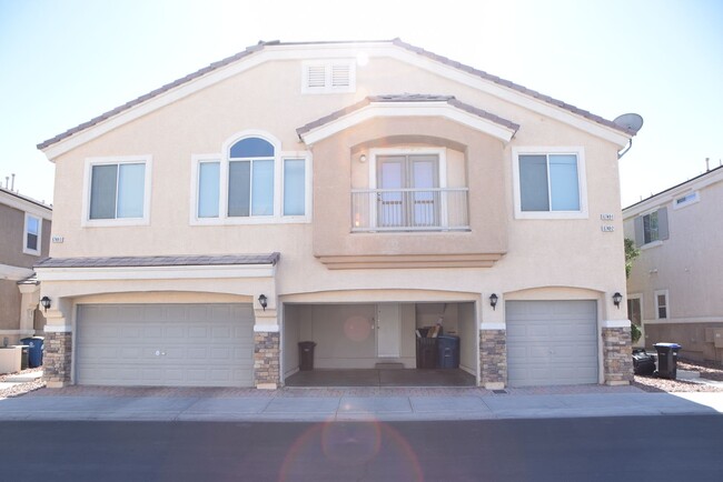 6748 Lavender Lilly Ln in North Las Vegas, NV - Building Photo - Building Photo