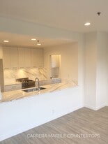 8600 Burton Way in Los Angeles, CA - Building Photo