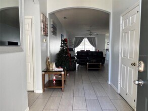 924 Emerald Green Ct in Kissimmee, FL - Building Photo - Building Photo