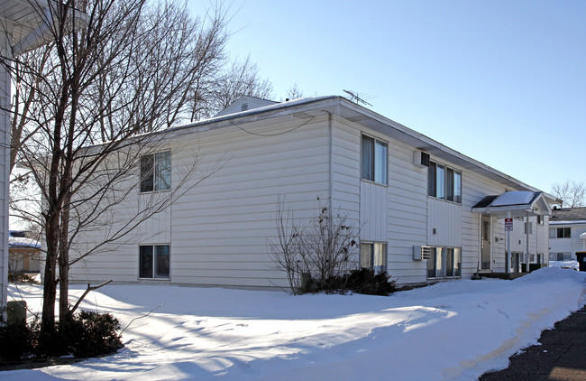 Centennial & Heritage Apartments in Farmington, MN - Building Photo - Building Photo