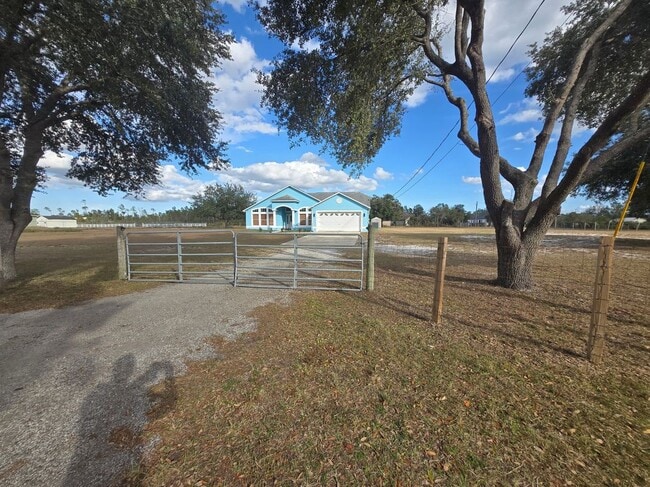 property at 3190 Lori Ct