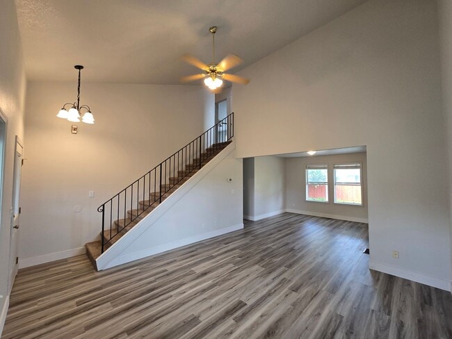 506 W 49th Ave in Kennewick, WA - Building Photo - Building Photo