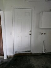 3332 SE 157th Ave in Portland, OR - Foto de edificio - Building Photo