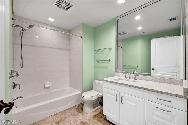 property at 14380 Riva Del Lago Dr