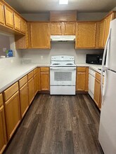 928 Crepe Myrtle St in College Station, TX - Building Photo - Building Photo
