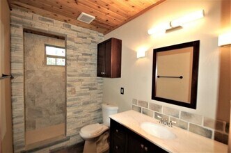 575 Homesite Rd in Pottsboro, TX - Building Photo - Building Photo