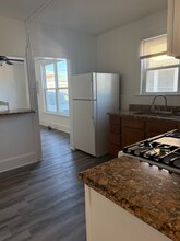 19 S Hollywood Ave in Daytona Beach, FL - Foto de edificio - Building Photo