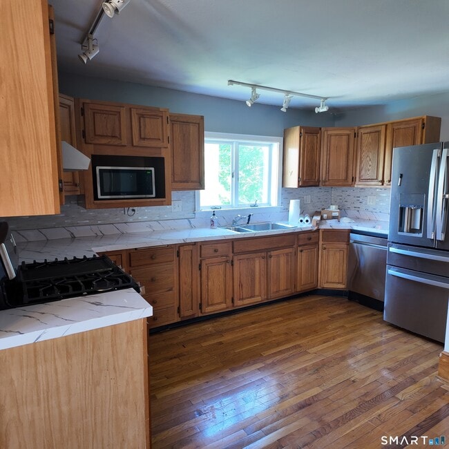 property at 553 Townsend Ave